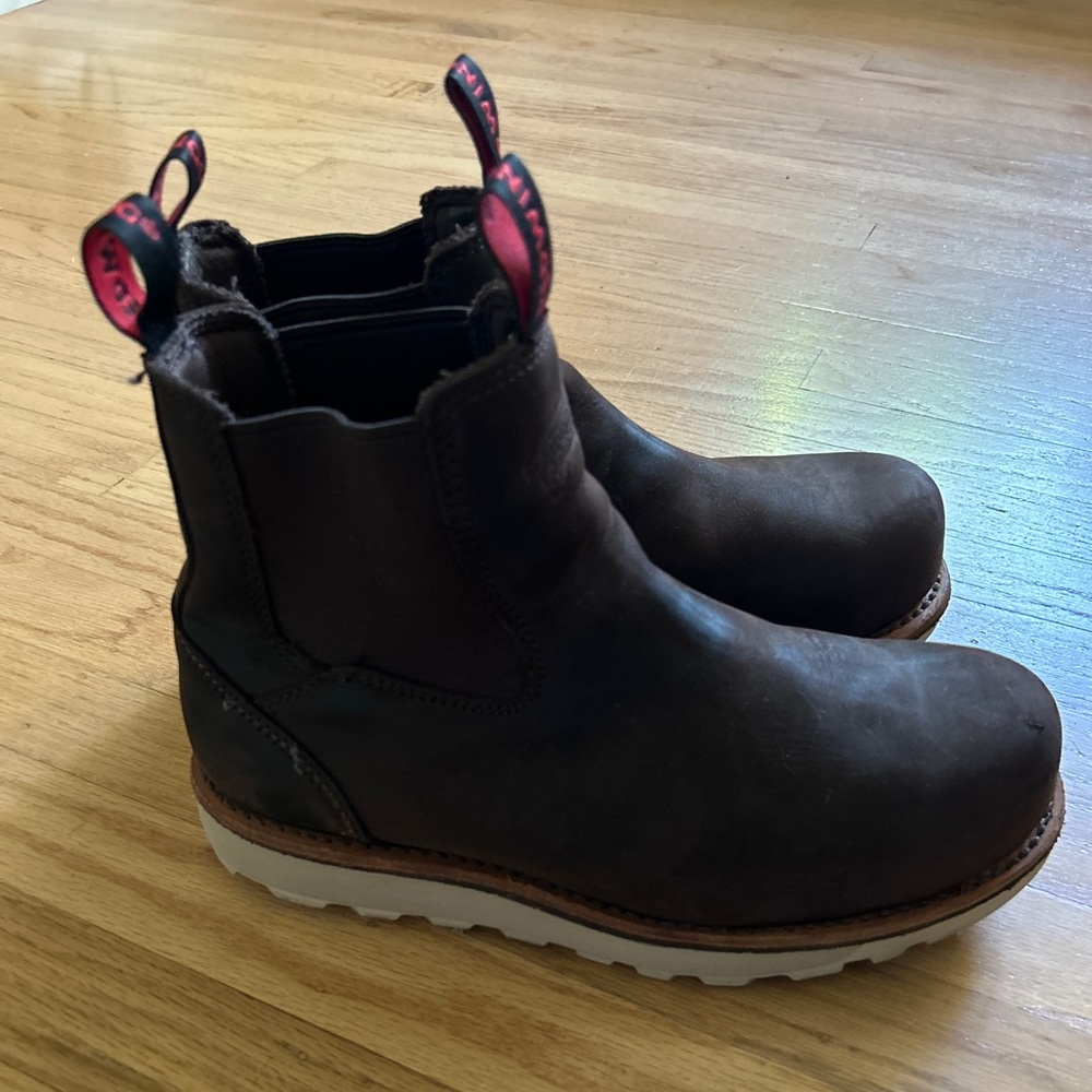 Men’s red wing shoes chukka work boots